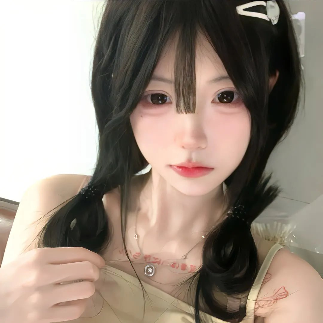 钱信伊:地下酒吧